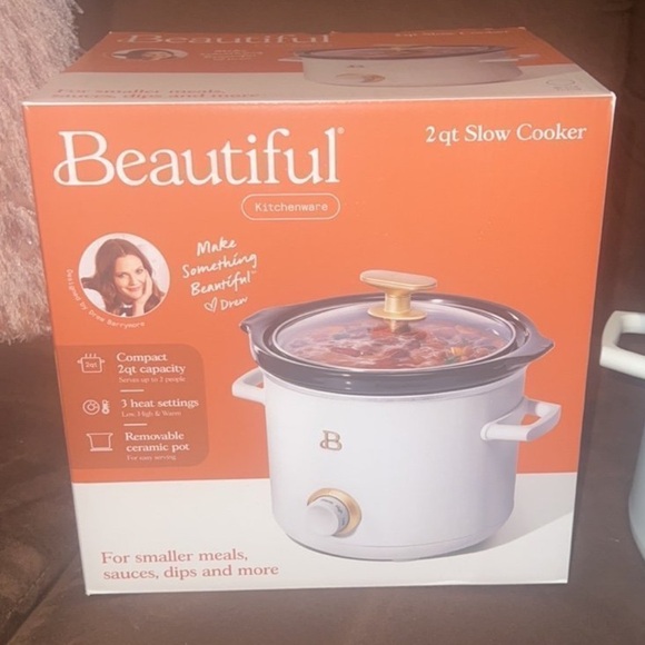 NEW IN BOX Drew Barrymore Beautiful 2 Quart Crockpot in White Icing - Picture 7 of 7